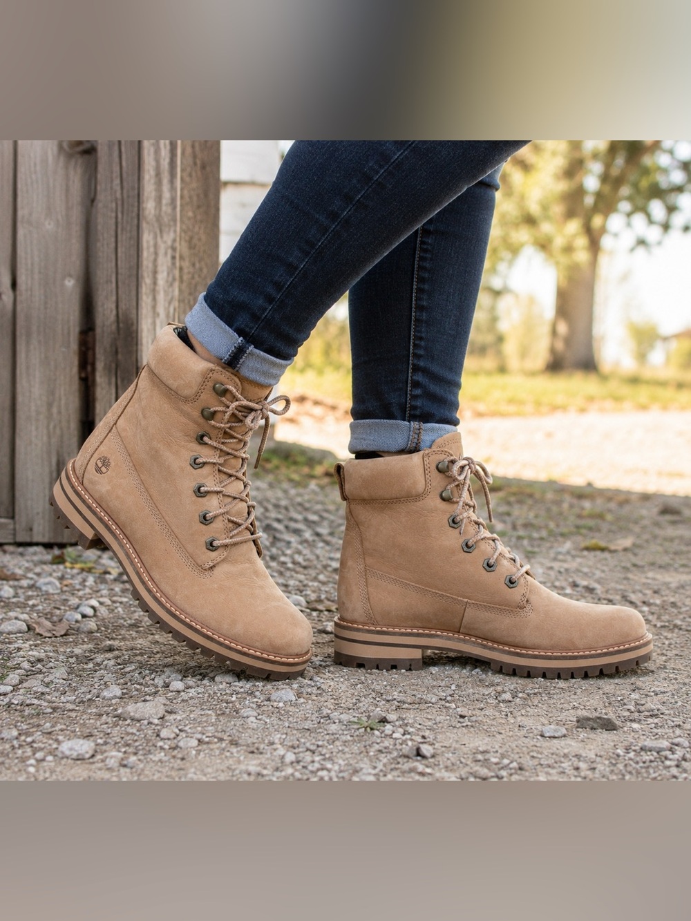 Timberland Women’s Premium 6 Inch Waterproof Boots Beige Nubuck Size 11